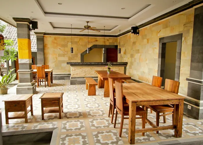 Awan Bali House 4*